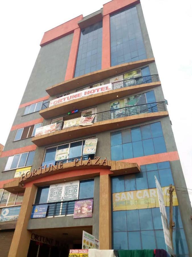Shangri-La Fortune Hotel Kampala Extérieur photo